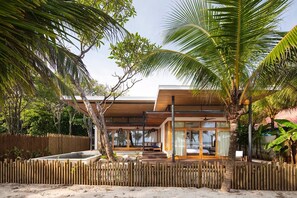 Front of property - Villa Akoya (Cóbano)