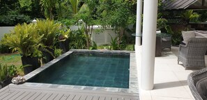 Outdoor pool - Luxury 3 bedroom villa with private pool and direct beach access (Beau Vallon)