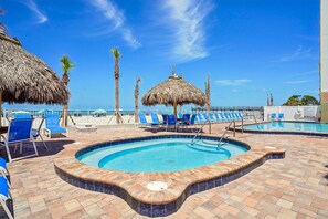 A heated pool - Heated Pool & Beach Views from Every Window! 303 (Saint Petersburg)