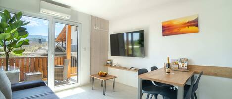 تلفزيون ذكي