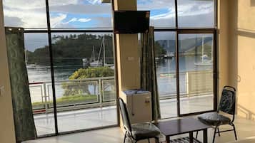 1 habitación, minibar, sistema de insonorización y ropa de cama