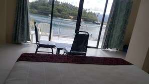 King Suite with Seaview - Bay View Barbers Lodge (Savusavu)