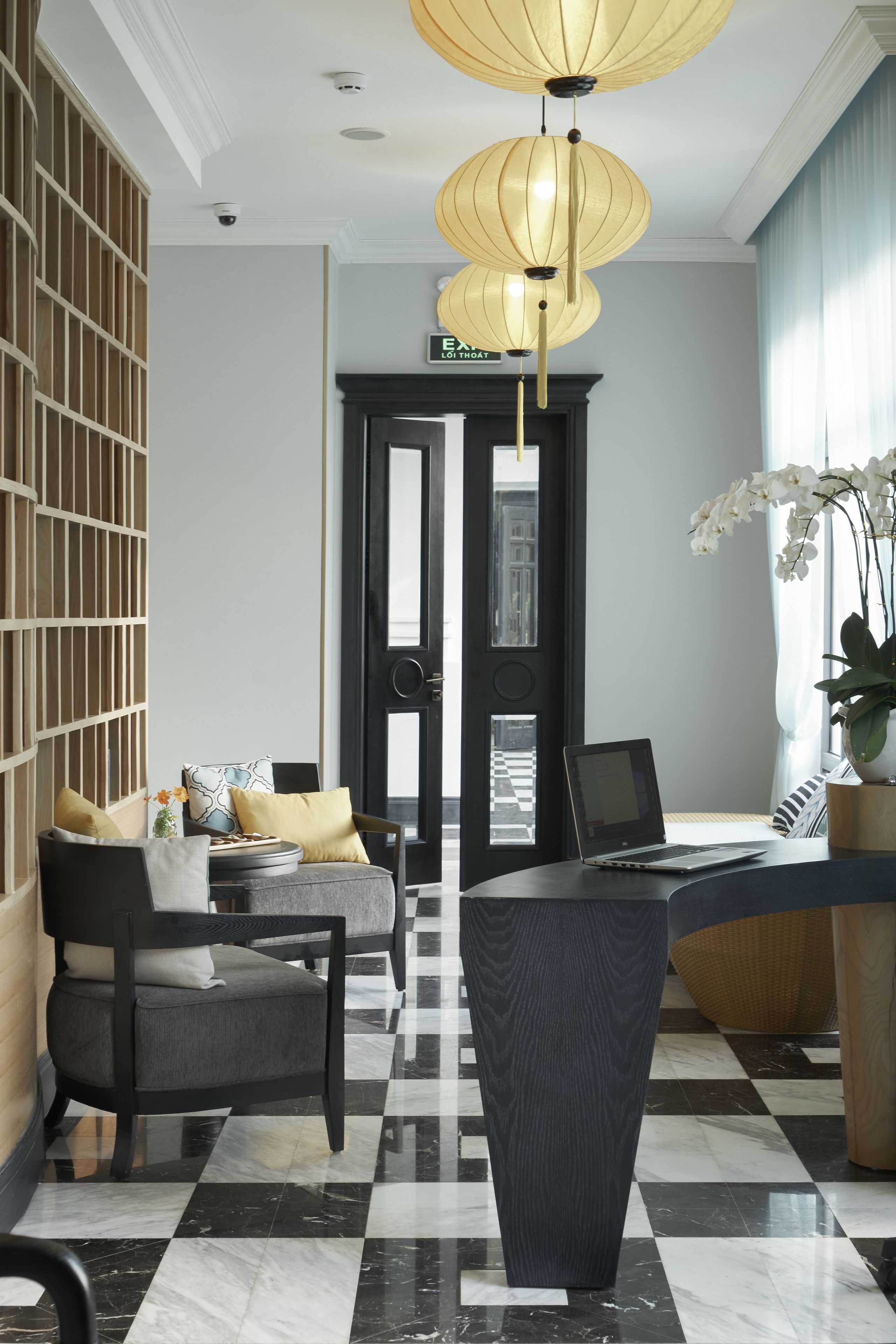 couples treatment room(s), body treatments, hot stone massages