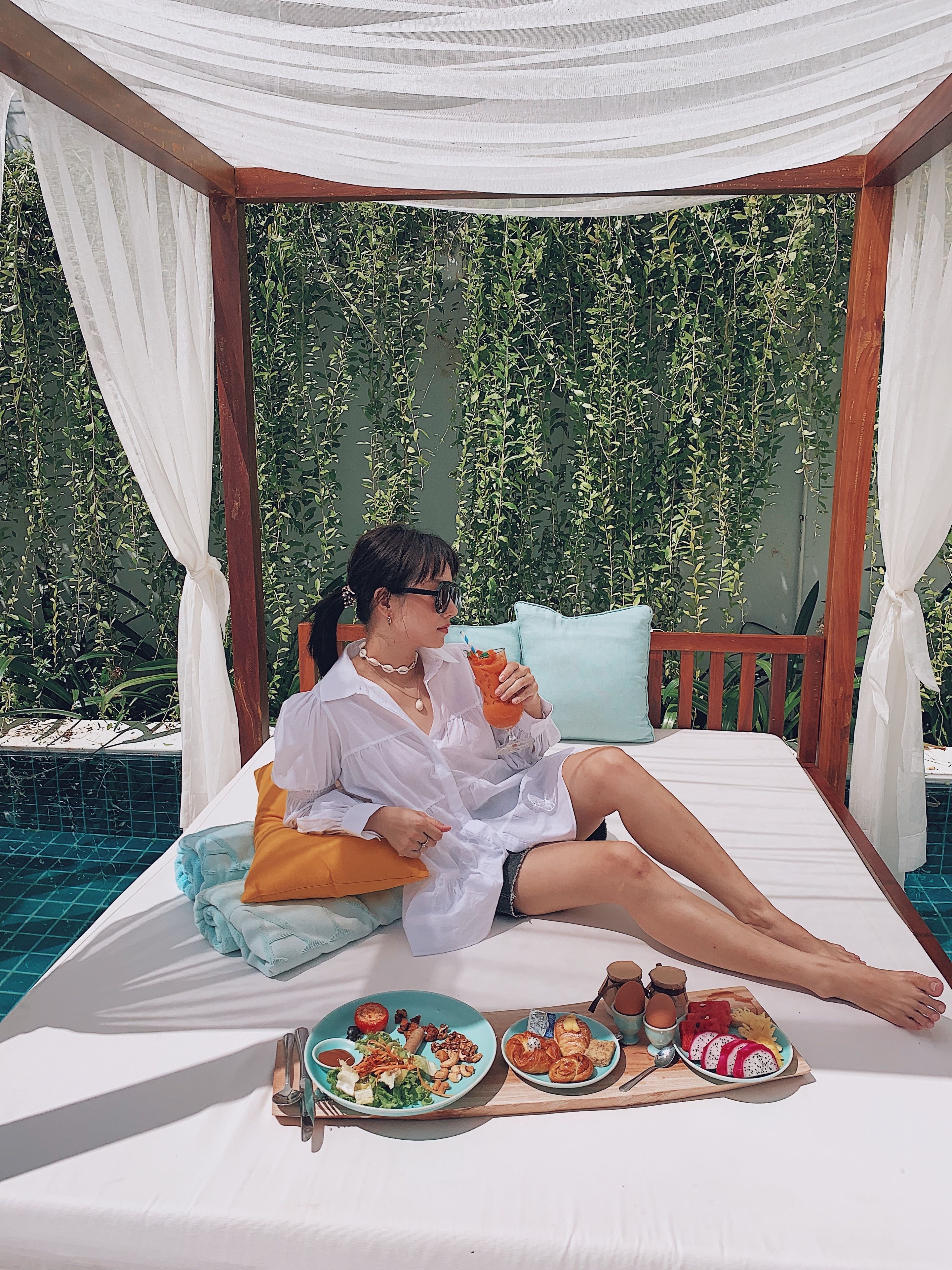 Outdoor pool, pool umbrellas, pool loungers