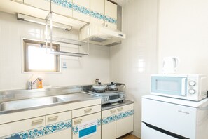 Standard-Apartment | Wohnbereich | Flachbildfernseher