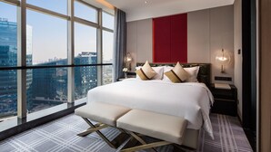 Soundproofing, WiFi (free) - Radisson Ningbo Beilun (Ningbo)
