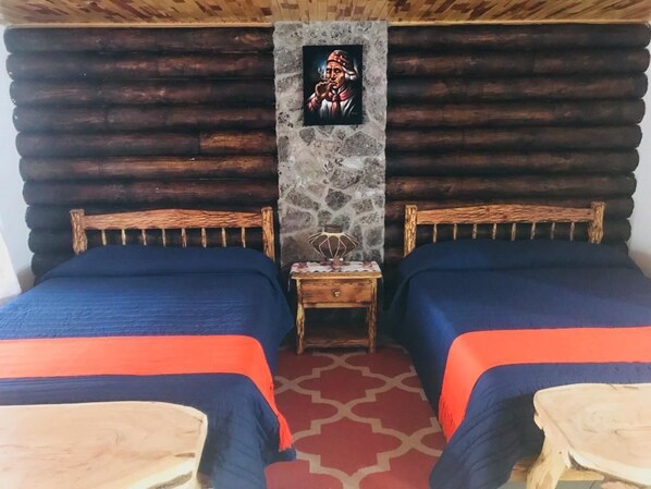 Cabin | Iron/ironing board, free WiFi, bed sheets