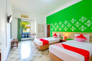 Standard Suite | Desk, free WiFi, bed sheets