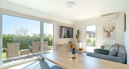 Lakeside Living: Modern Apartment Just 400m from Lake Bled