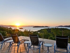 Sun deck