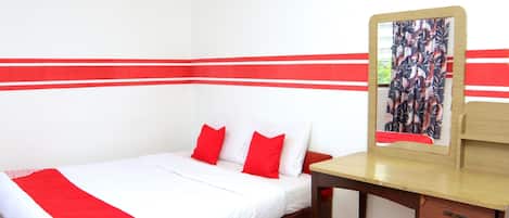 Free WiFi, bed sheets