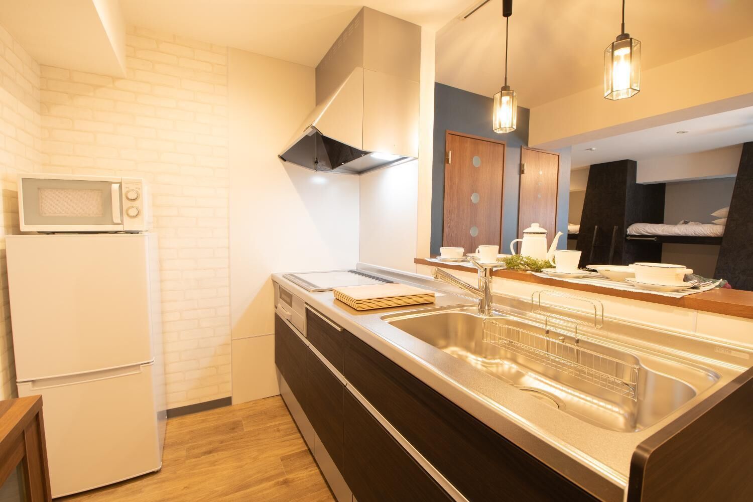 Fridge, microwave, stovetop, electric kettle