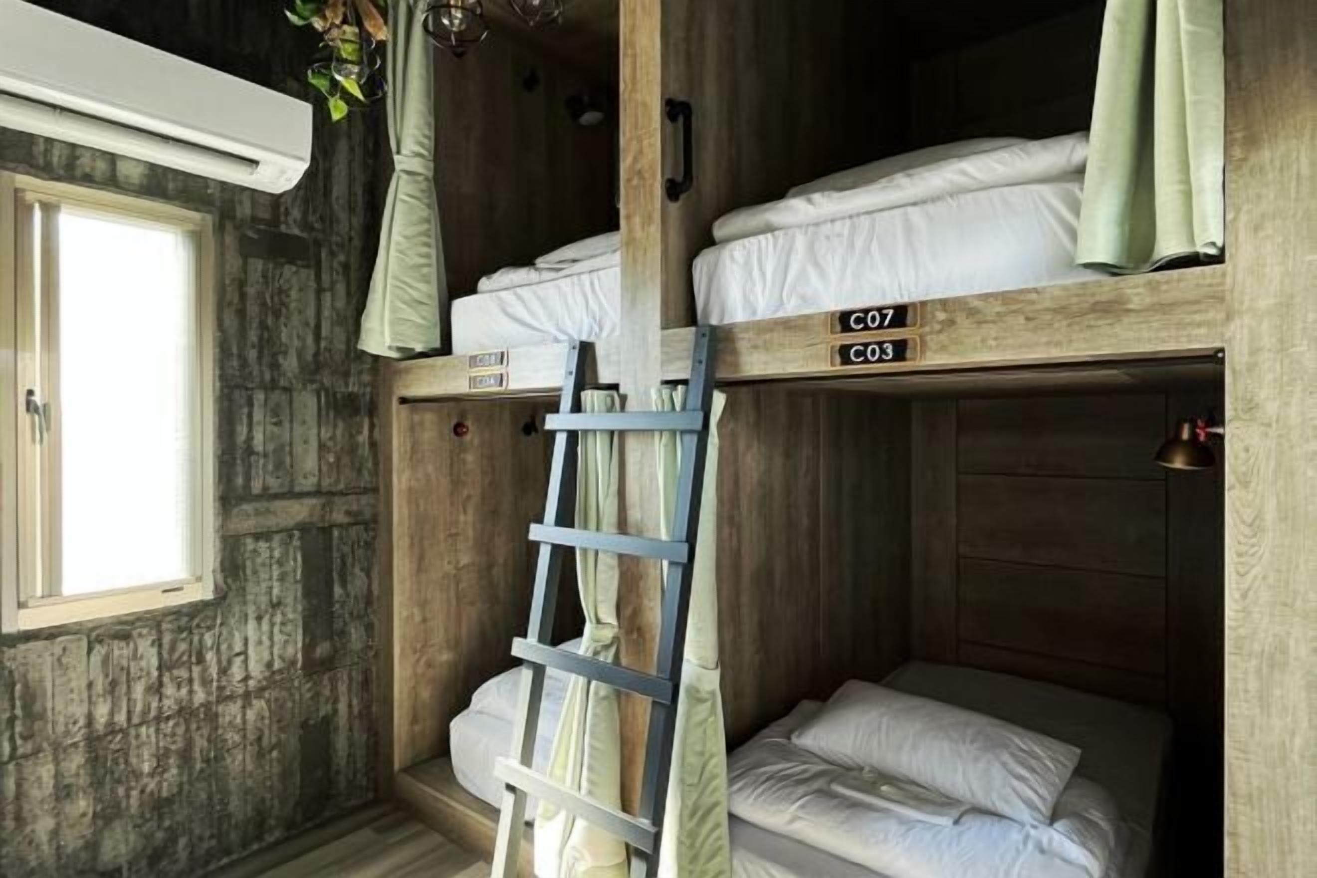 ผ้านวมขนเป็ด, เตียง Select Comfort, ห้องเก็บเสียง, Wi-Fi ฟรี