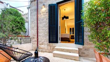 Deluxe Double or Twin Room | Balcony