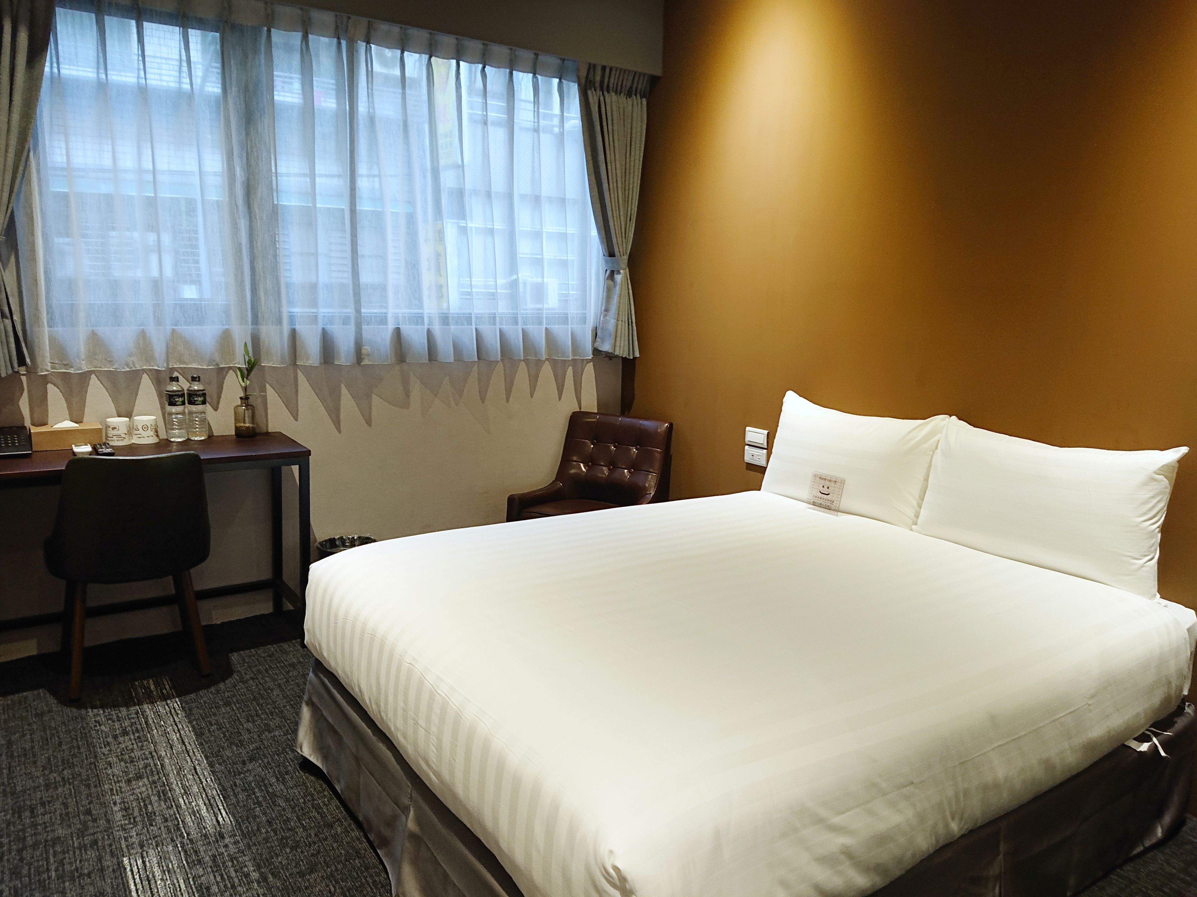 Quarto casal conforto, vista para a cidade | Vista do quarto