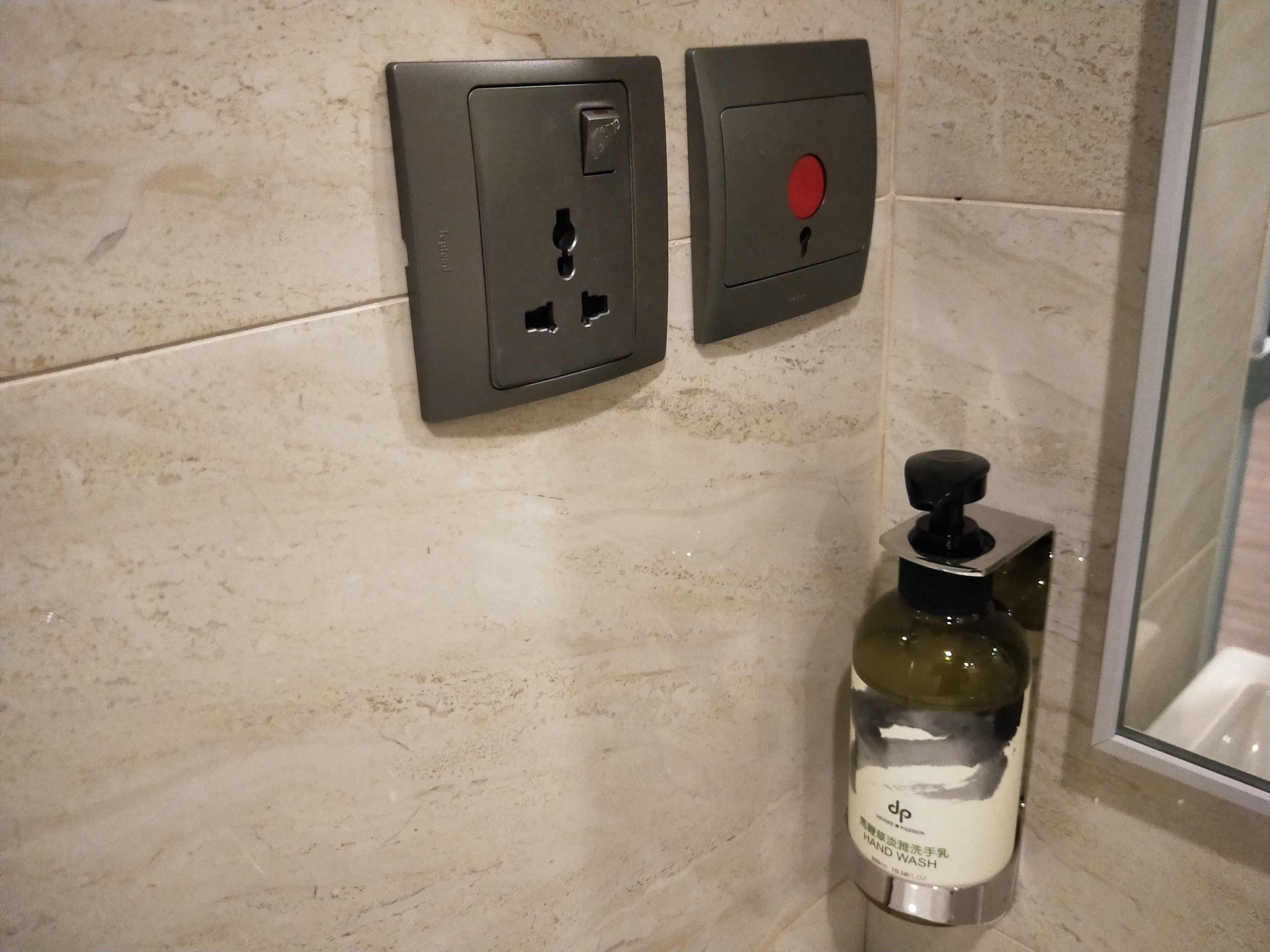 shower, free toiletries, hair dryer, electronic bidet