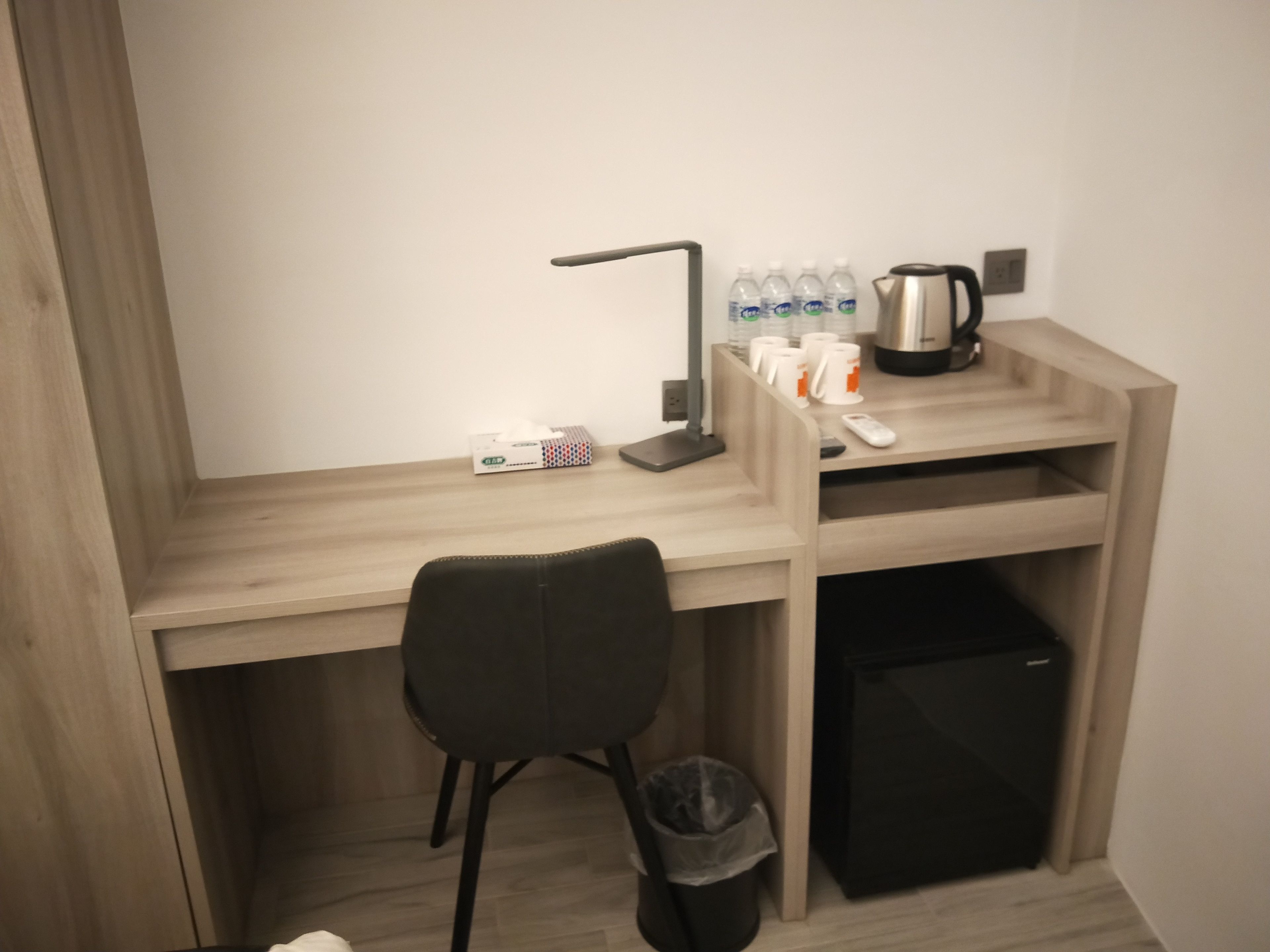 standard quadruple room | desk, laptop workspace, soundproofing, free wifi