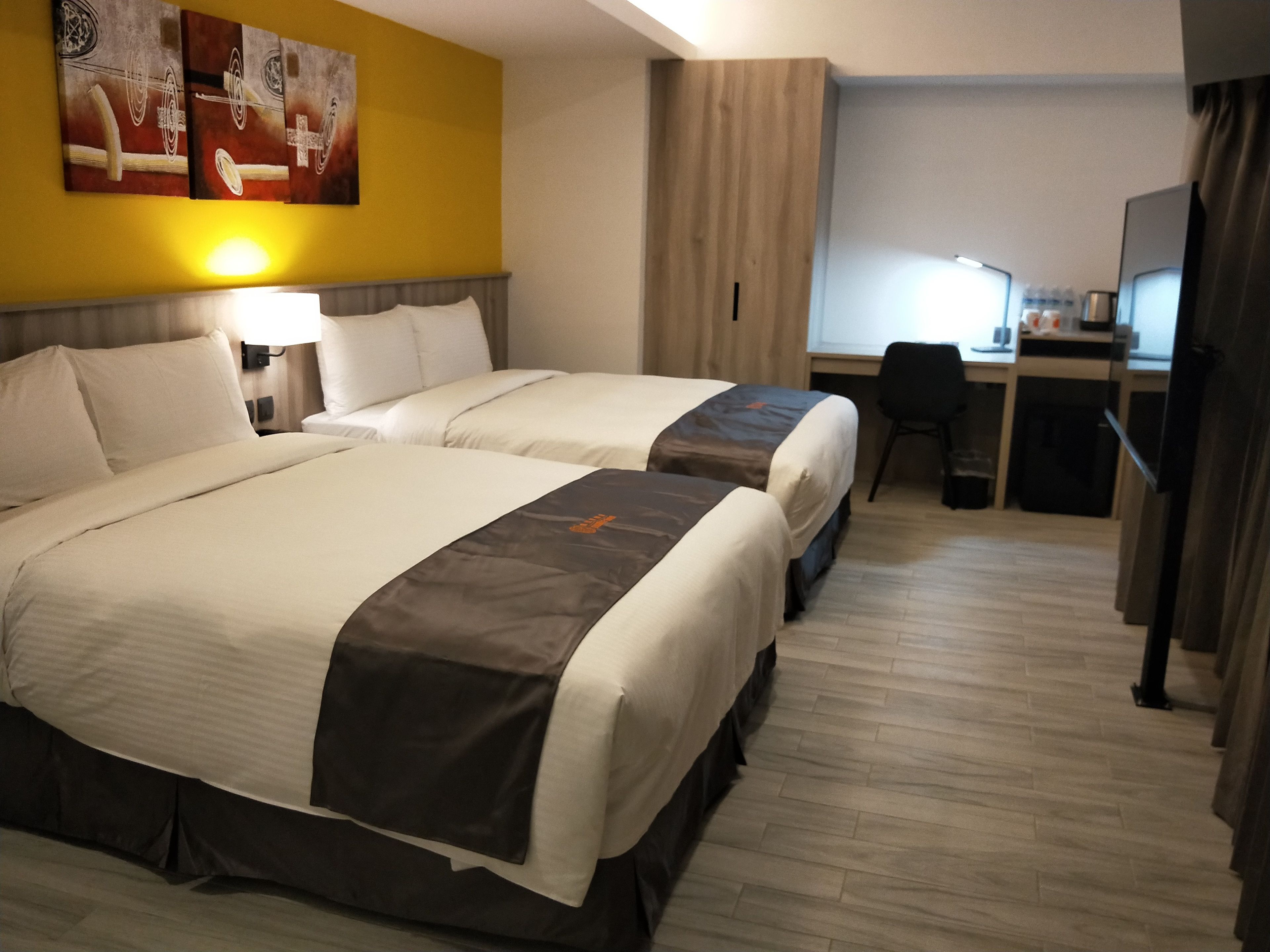 standard quadruple room | desk, laptop workspace, soundproofing, free wifi