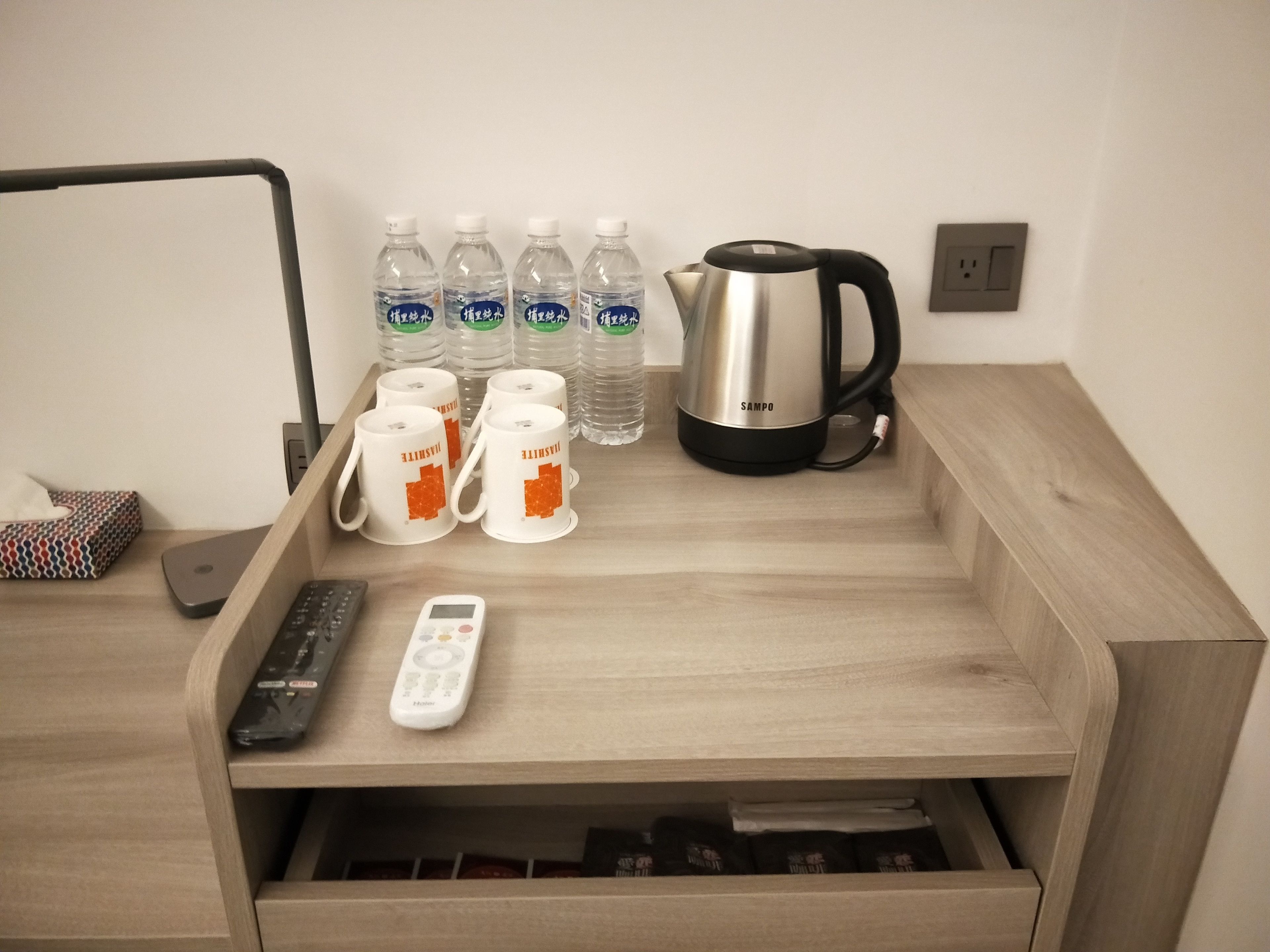 standard quadruple room | desk, laptop workspace, soundproofing, free wifi