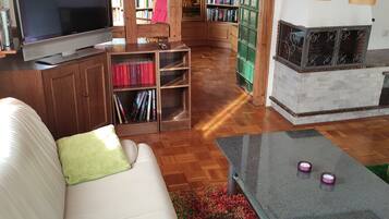 Leilighet, 2 soverom (Nahetal) | Oppholdsrom | Flatskjerm-TV