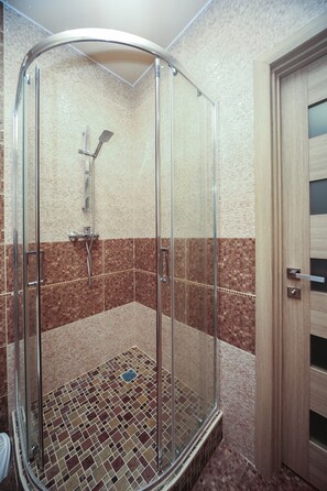 Apartment | Bathroom shower - Apartment Inessa 34 (Odesa)