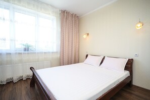 Apartment | Iron/ironing board, free WiFi, bed sheets - Apartment Inessa 34 (Odesa)