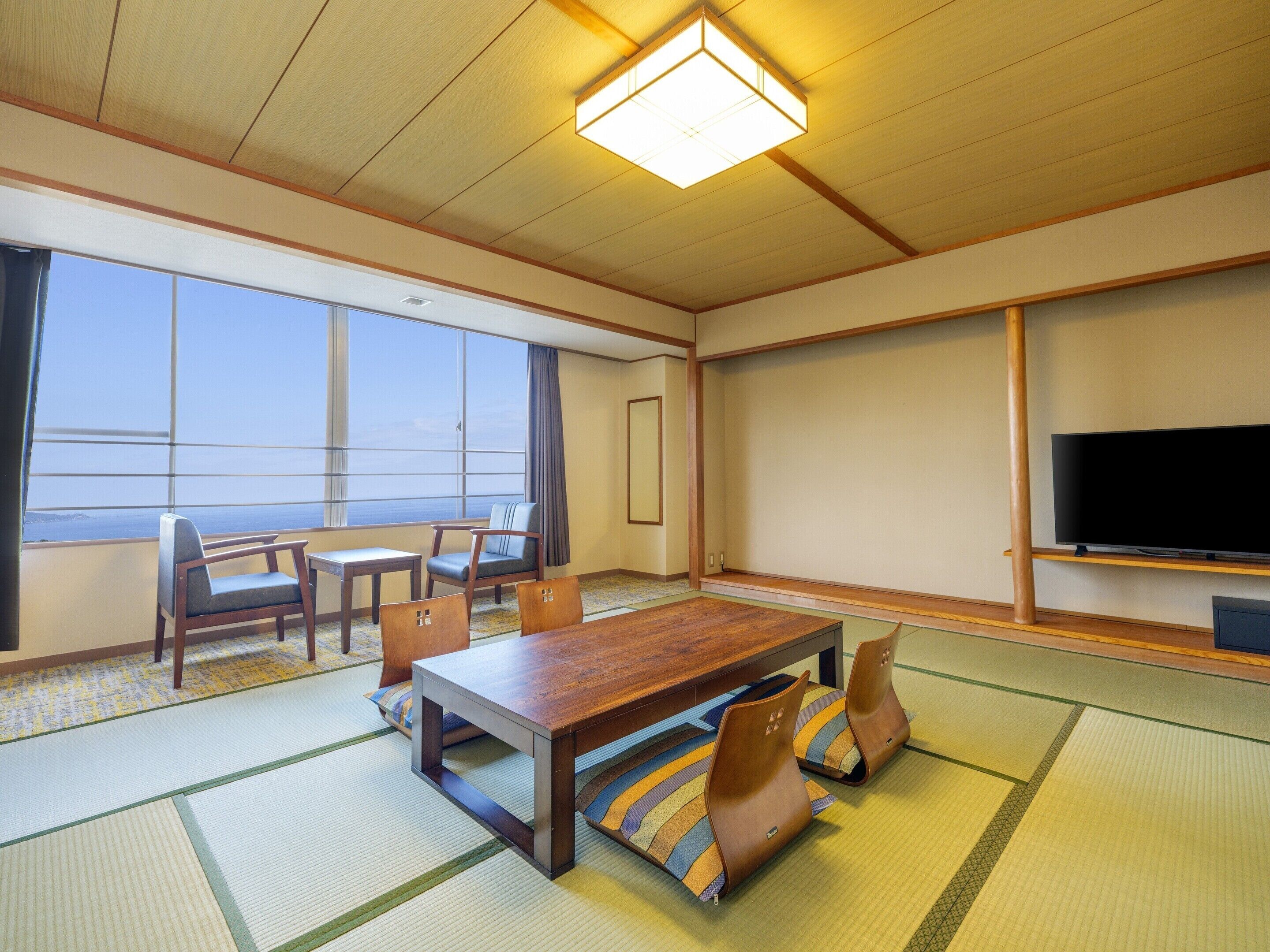 Zimmer im japanischen Stil, Nichtraucher, Meerblick (Superior Room) | Zimmersafe, Bettwäsche