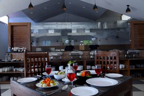Dining - Aaroham By Aamod (Dalhousie)