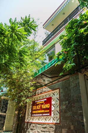 Front of property - Golden Soulmate Homestay (Da Nang)