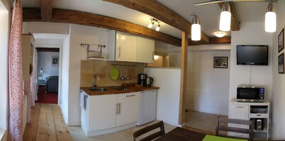 newly furnished apartment in the center Because home for 2 persons