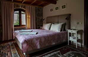 3 bedrooms, desk, iron/ironing board, travel crib - Welcome to Villa Demeter Finka (Selçuk)