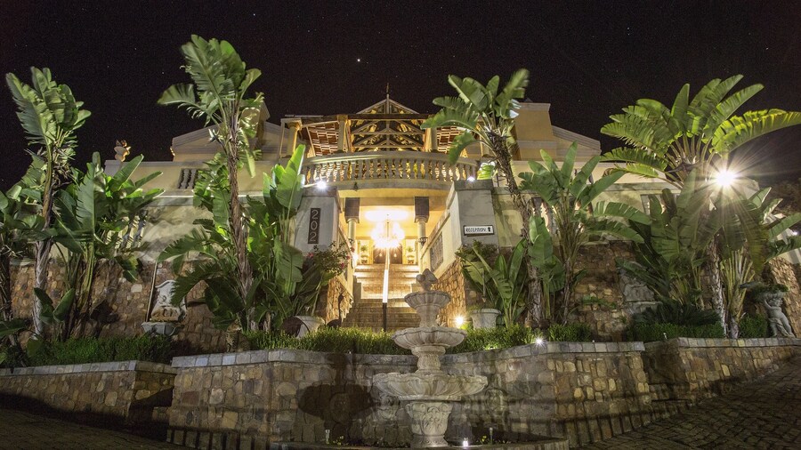 The Royal Palm Bed & Breakfast