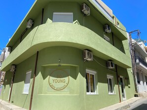 واجهة المنشأة