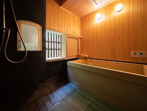 Private Vacation Home, HISA | Bathroom