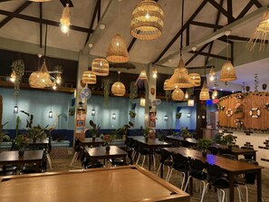 Restaurant - Ferellee Beachfront Inn (San Vicente)