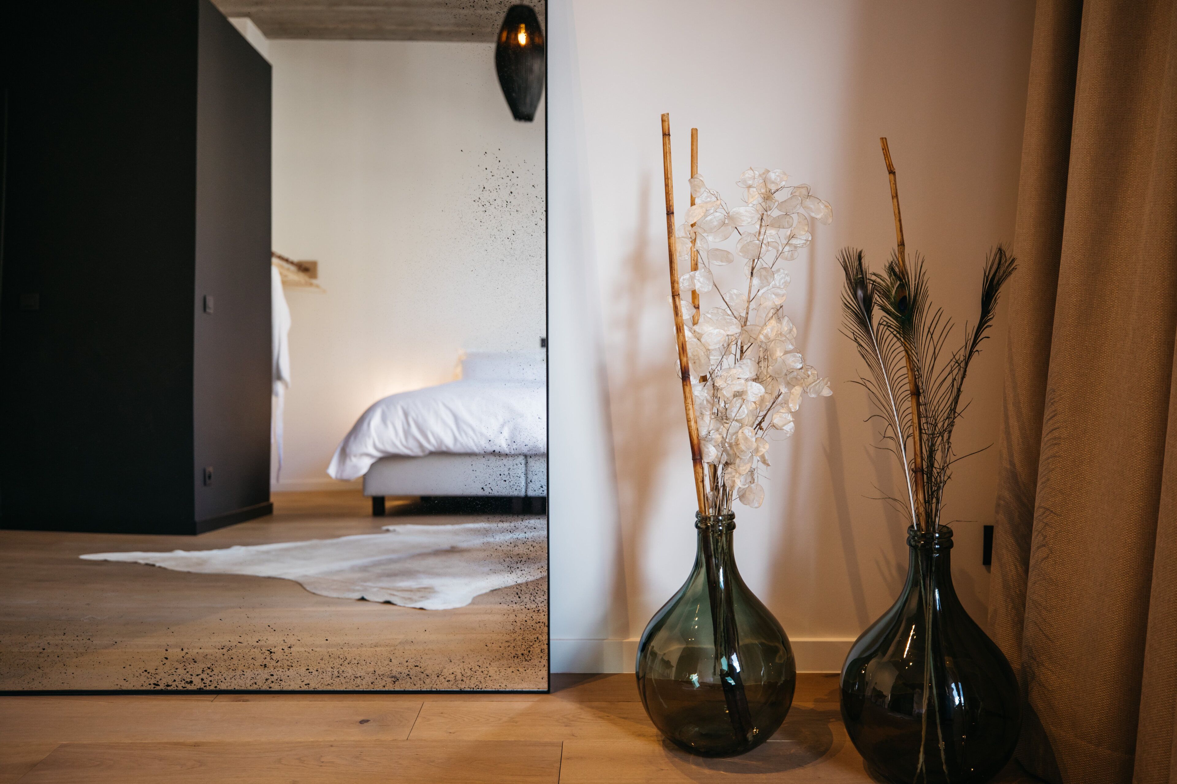 Luxury Loft | Minibar, in-room safe, desk, laptop workspace