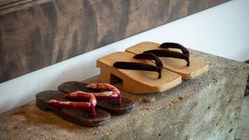 Pintu masuk interior