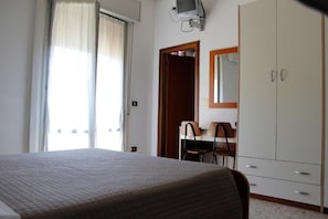 Decoración personalizada, muebles diferentes y wifi gratis 