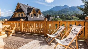 Family Chalet | Terrace/patio