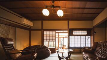 Villa Deluxe (Private Vacation Home, Tsumugi) | Bureau, Wi-Fi gratuit, draps fournis