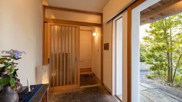 施設の入り口