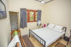 Rollaway beds, free WiFi, wheelchair access