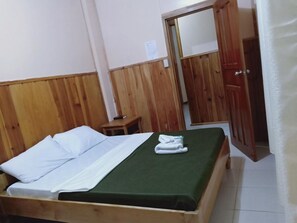 Double Room, Private Bathroom - Banaue Sunrise Guest House - Hostel (Banaue)