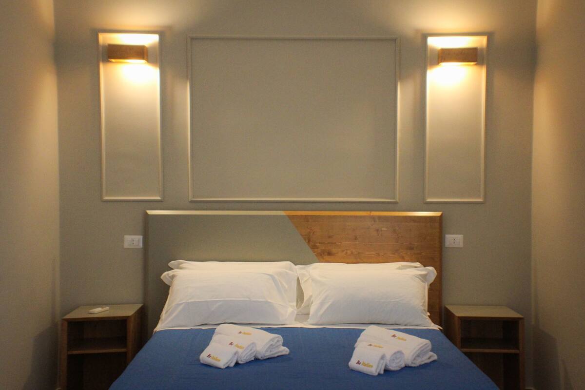In-room safe, desk, iron/ironing board (on request)