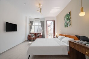Suite | 1 bedroom, individually decorated, individually furnished, desk - S Otel Quan Ngua Hanoi (Hanoi)