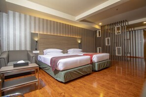 Premier Deluxe Room | Minibar, in-room safe, desk, laptop workspace - Prestige Residences at Golden Valley (Yangon)