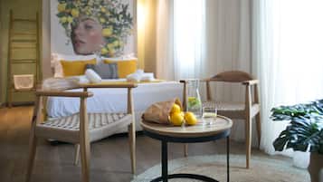 Deluxe Suite | Egyptian cotton sheets, premium bedding, down comforters, pillowtop beds