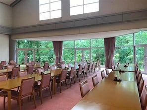 Dining - Renaissance Tanagura (Tanagura)