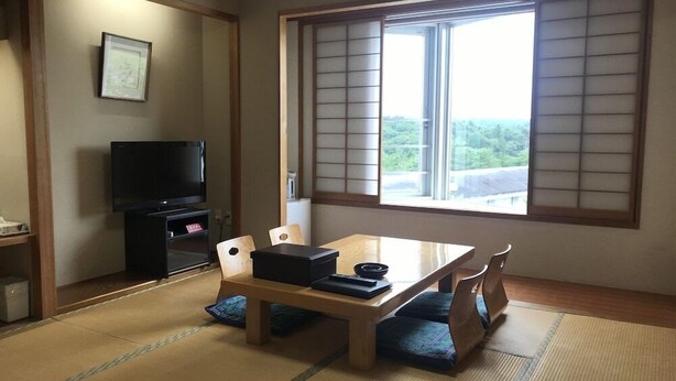 Interior - Renaissance Tanagura (Tanagura)