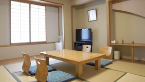 Interior - Renaissance Tanagura (Tanagura)